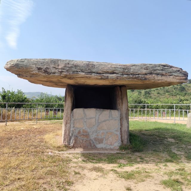 國保古遺址之——析木城石棚