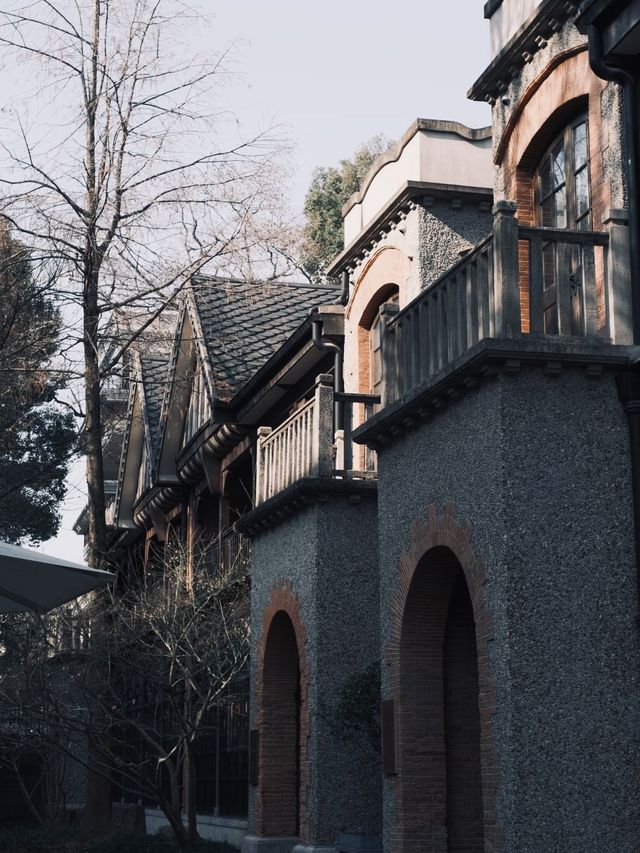 上海隱居｜住進武康路百年洋房。