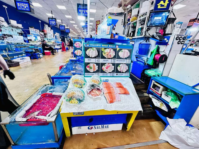 Noryangjin Fisheries Wholesale Market 🐟🍤🍣🇰🇷