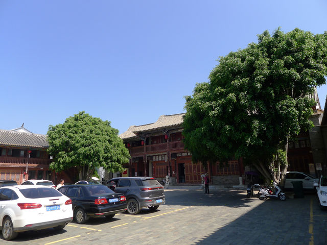 石屏·石屏縣衙——仍在使用的縣政府。