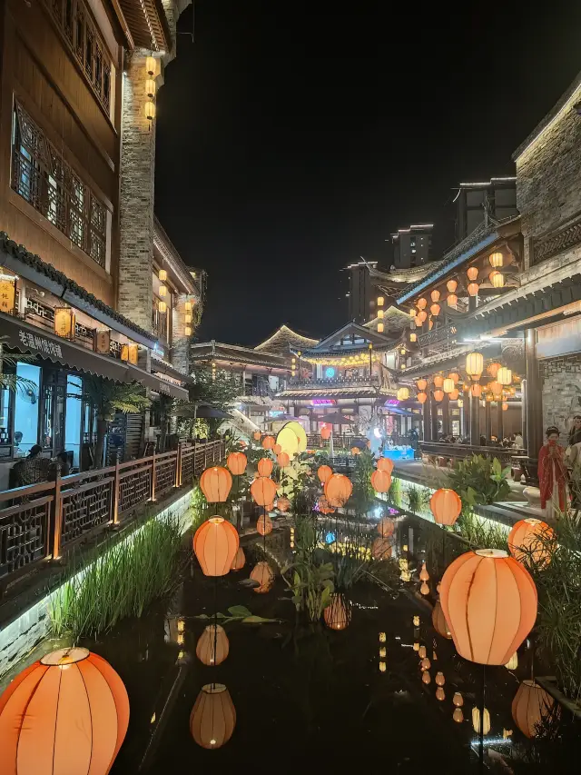 五馬街vs梧田老街。