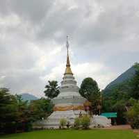 โอนโซนอันดับ 6 อยู่ที่นี่ วัดนาคูหา จ.แพร่