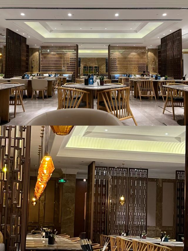 曾經的恒大酒店，搖身一變，成了東營皇冠假日酒店!!!。