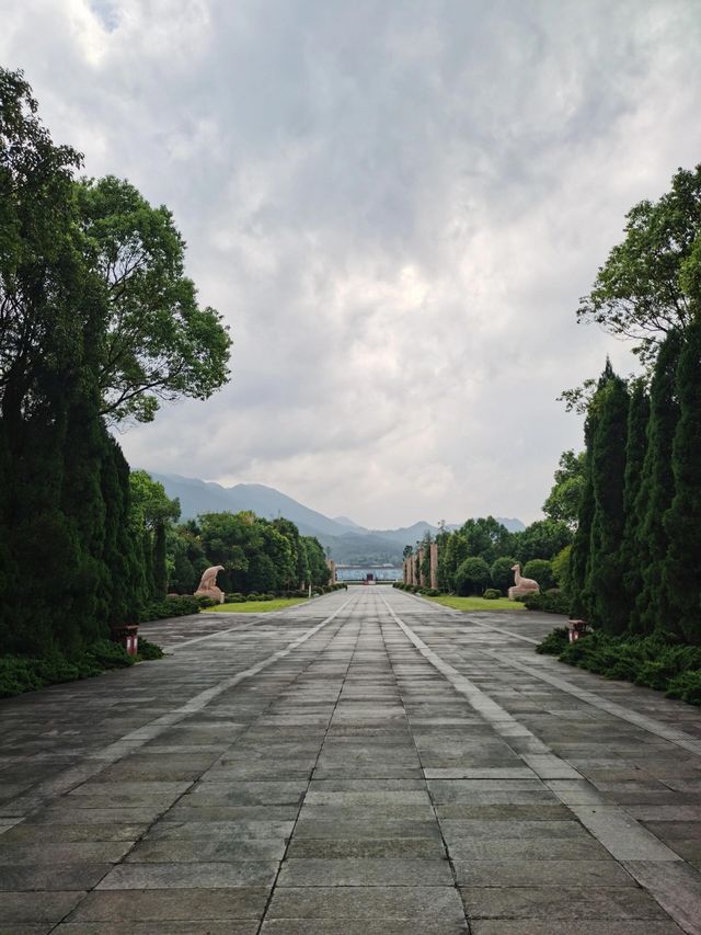 郴州炎帝陵——尋訪華夏始祖炎帝陵古蹟。
