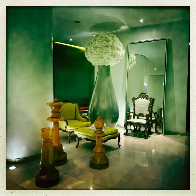 St Martins Lane London: Great Location