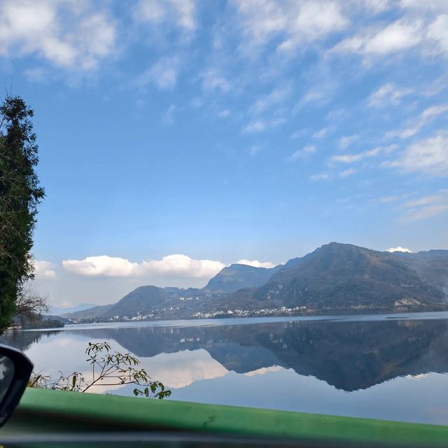 雷波馬湖風景區歡迎大家來玩