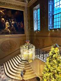 the Hampton Court Palace