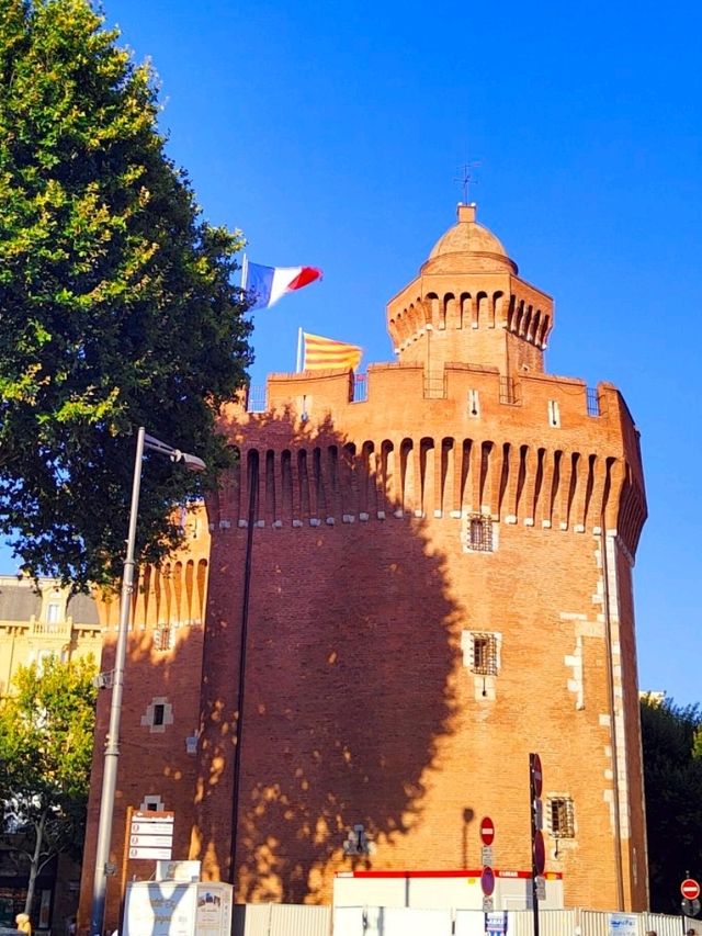Perpignan on Labor Day: A Peaceful Spring Escape 🌿🏛️