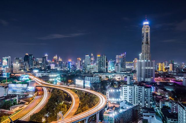 曼谷|彩虹雲霄酒店，天空之城的美妙體驗