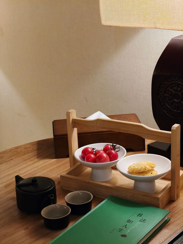 西安落高鐵第一站！瞓醒就可以喺湖邊食早餐