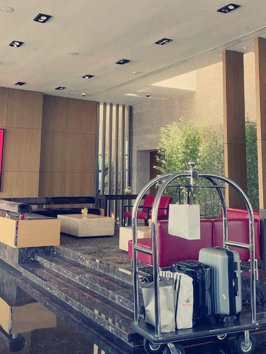 新濠锋酒店：無邊泳池的幻之旅