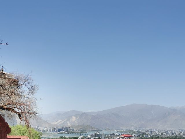 布達拉宮下行線