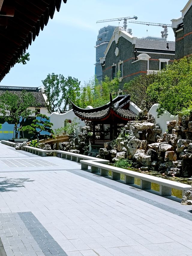 上海老城廂呢條路越嚟越好影