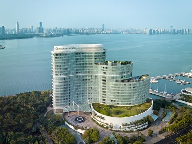 Hainan's Urban Coastal Chic : InterContinental Haikou Seaview
