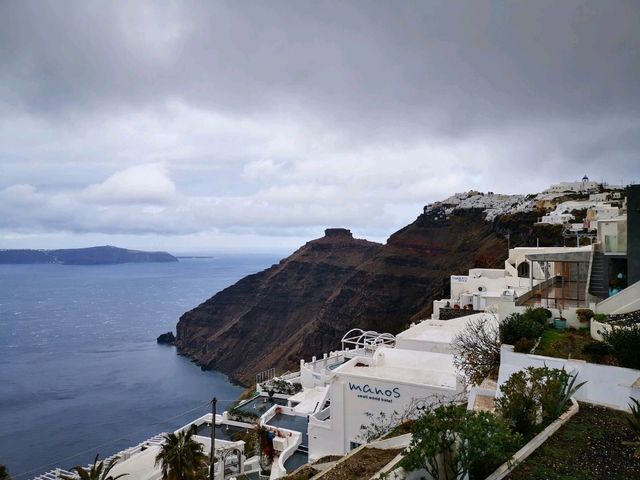 Santorini in Blue and White – A Journey Through the Cyclades