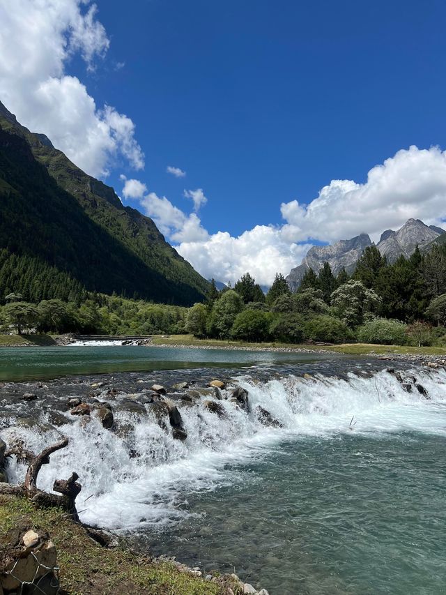 總要留一個夏天給川西四姑娘山吧！