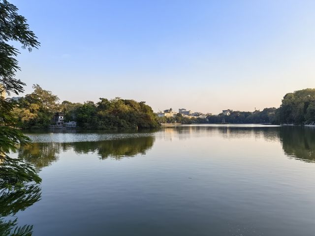 還劍湖——越南美女的風景