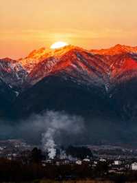 蒼山:在雲與雪的褶皺裡,遇見大理的靈魂
