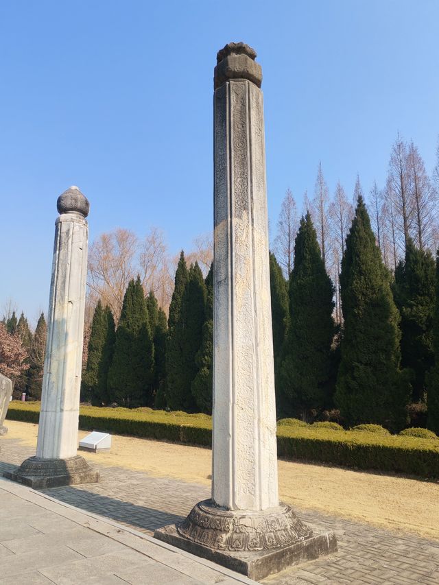 明祖陵神道石刻及陵冢玄宮