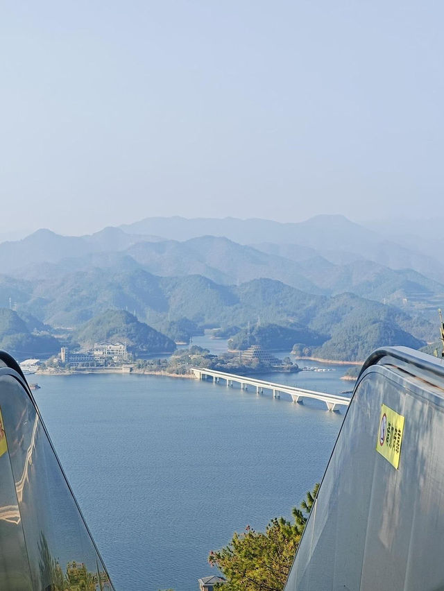 不必飛京都！千島湖天嶼山藏著江南最野的秋日紅葉海