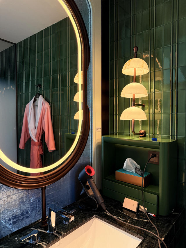 英迪格酒店把「交子文化」搬進CBD，宋韻與摩登雙封神