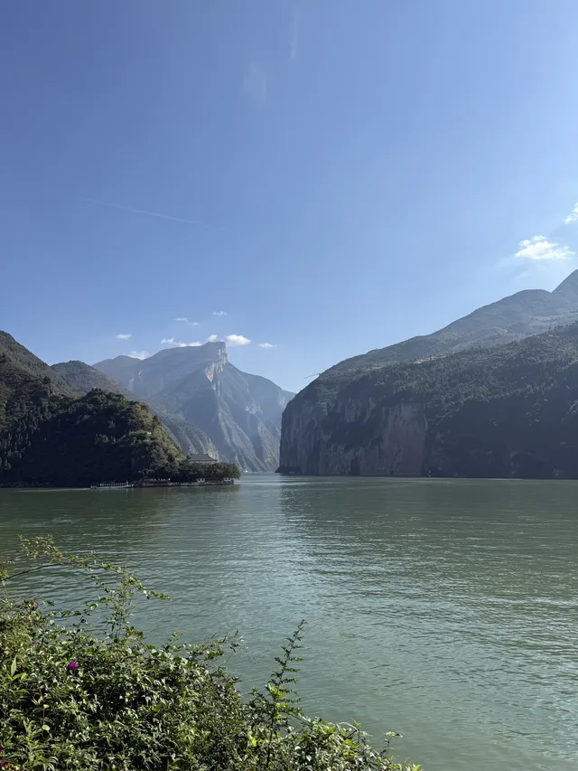 當年睡甲板如今高鐵直達，我的三峽永遠在！