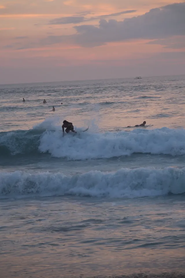 巴厘島落日|晚霞比愛意快一拍落下|純享版 巴厘島落日|晚霞比愛意快一拍落下|純享版