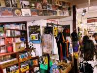 一間裝潢有靈魂的咖啡廳,在華僑城