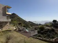 白天濟州島,晚上聖托里尼的神仙小鎮