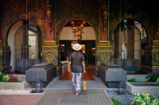 Ощутите слияние архитектуры и атмосферы