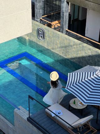 Staying at Hezhu in Dali with kids, turning the slow pace of life in Cangshan into a family daily routine.