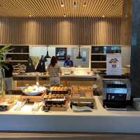 Breakfast at EAT OZO นอร์ธพัทยา 🥗🥪🥞🍳☕️