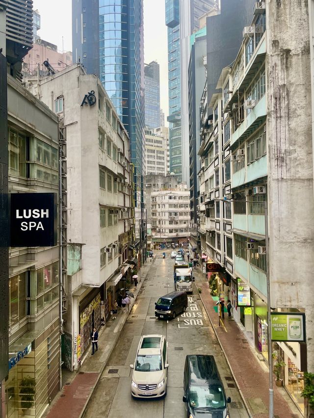 홍콩에서 가장 낭만적인 곳, 미드레벨 에스컬레이터