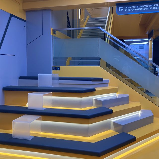 《全球首間變形金剛主題餐廳🤖》