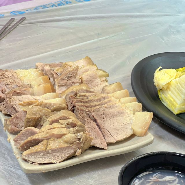 평일에도 웨이팅 필수인 고성 막국수 맛집