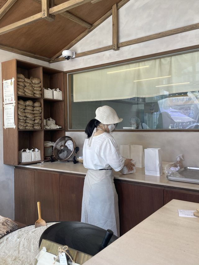 소금빵 덕후가 추천하는 소금빵 맛집 ‘자연도 소금빵’