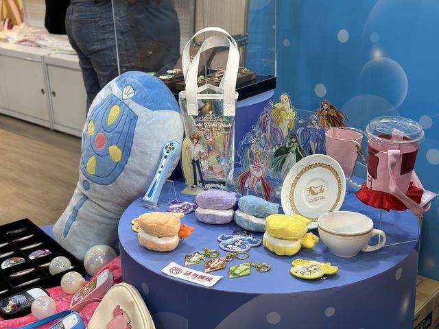 🧜‍♀️ 文創園區美人魚快閃店：喚醒童年回憶的奇幻體驗！🌟
