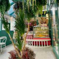 POLA-DOLA Cafe & Kitchen