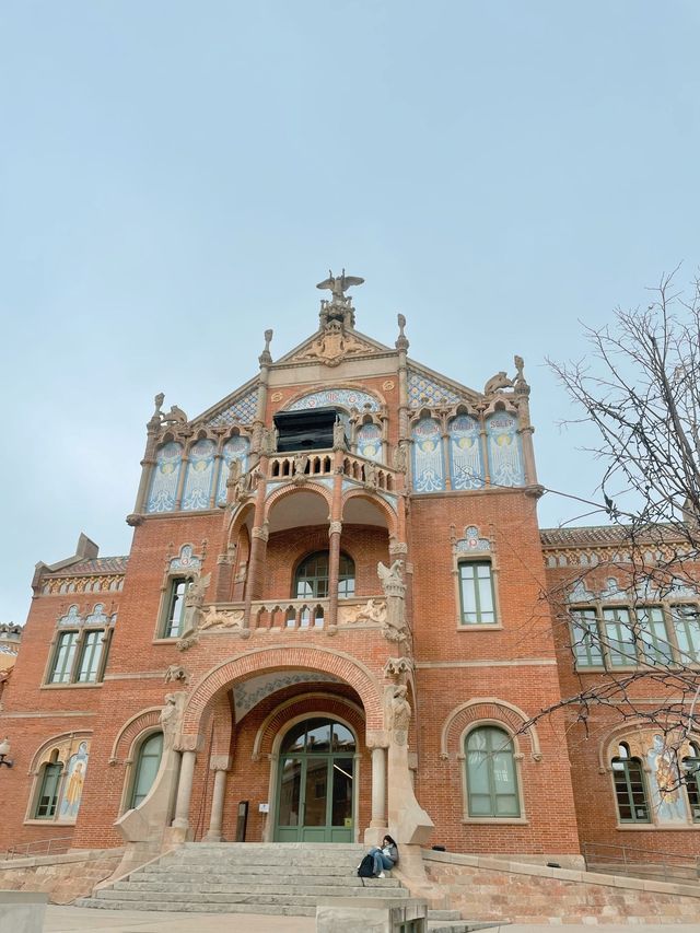 巴塞隆拿🇪🇸 全世界最美的醫院「聖十字聖保羅醫院」