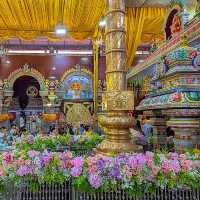 พิกัดขอพร ความรัก  พระแม่อุมาเทวี (วัดแขกสีลม)