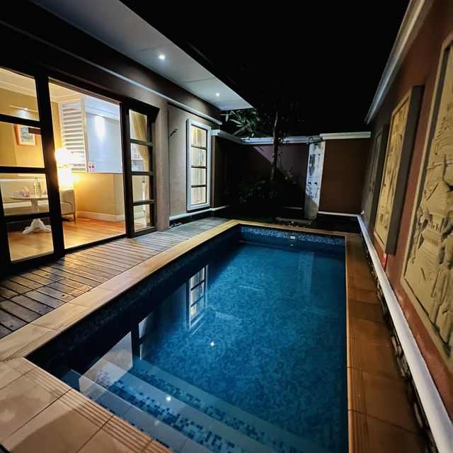 Staycation in Grand Lexis with private pool