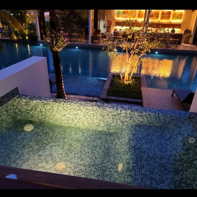 จีหัวหินรีสอร์ทแอนด์มอลล์ (G Hua Hin Resort)