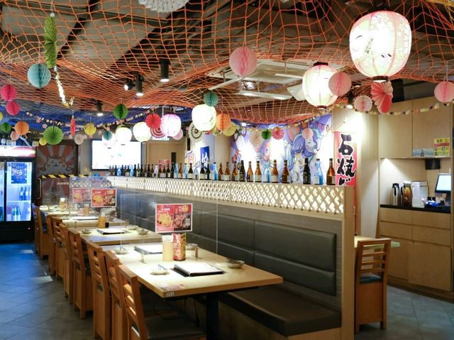 日本風滿滿制身燒物居酒屋