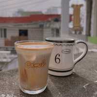 首爾聖水洞 特色水泥復古 Camel Cafe 