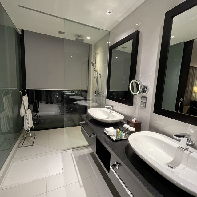 Movenpick Colombo