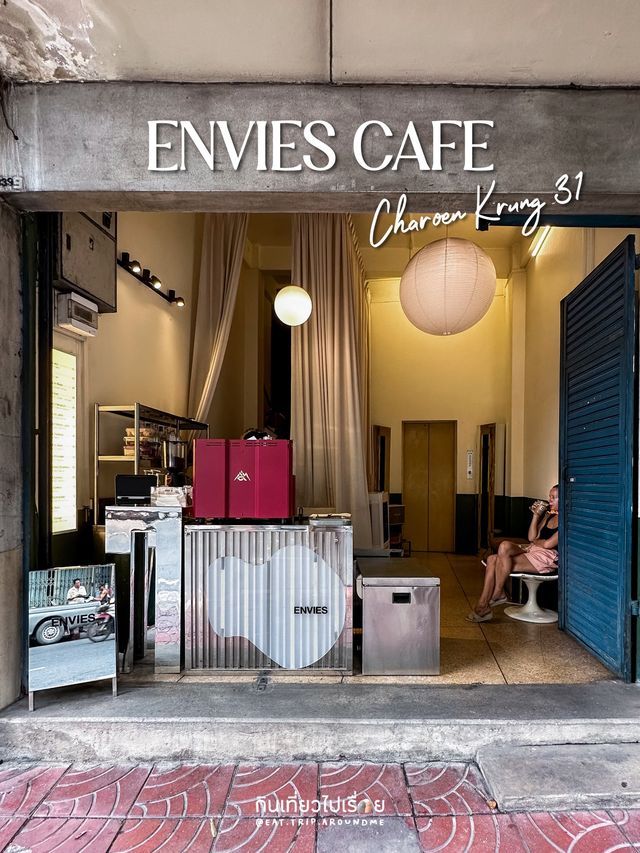 ☕️ Envies Cafe ร้านกาแฟสุดลอฟท์ใกล้ตลาดน้อย