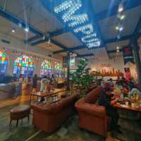 "Architectural Wonders and Café Delights"