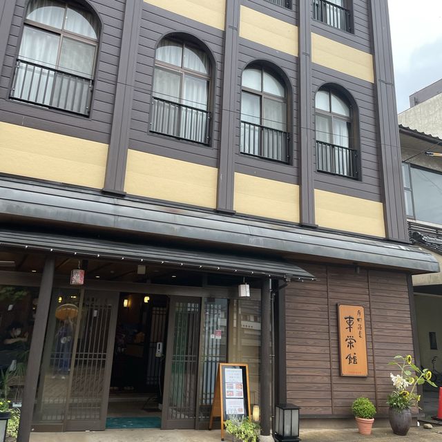 【新潟県】24時間いつでも入れる源泉100%の温泉が楽しめる宿！