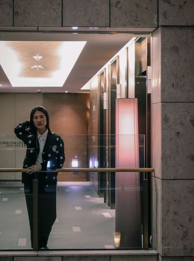 위치가 갑, 코트야드 메리어트 서울 남대문