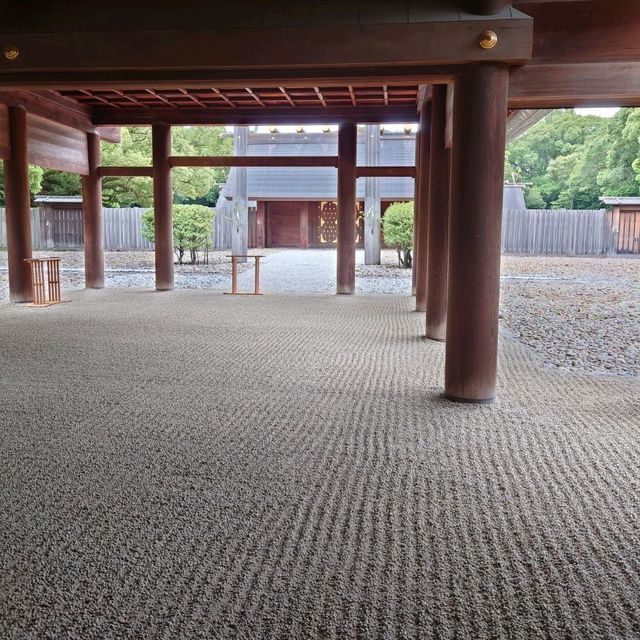 愛知旅行！観光名所「熱田神宮」